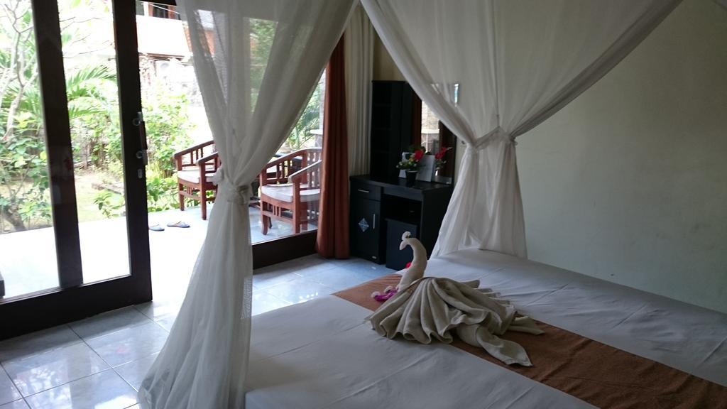Barracuda Beach Hostel Amed  Exterior photo